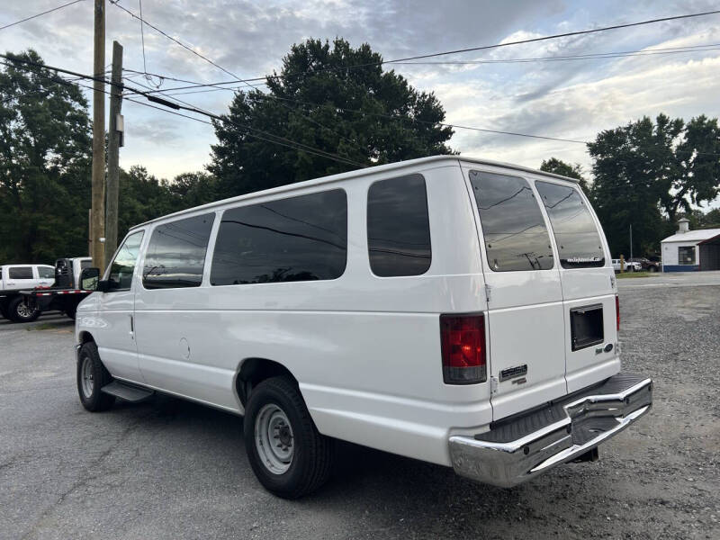 2012 Ford E-Series E-350 SD XLT
