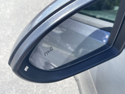 2019 Volkswagen Golf S