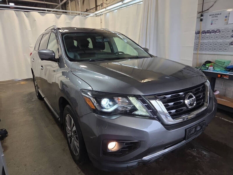 2018 Nissan Pathfinder SL