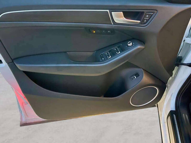 2016 Audi Q5 2.0T quattro Premium Plus