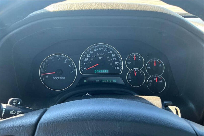 2004 GMC Envoy XUV SLT