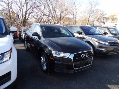 2017 Audi Q3 2.0T quattro Premium