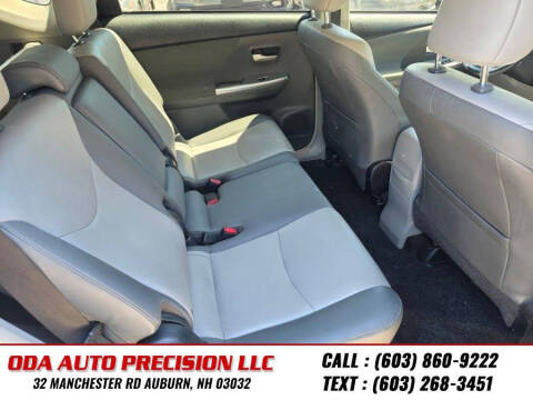 2017 Toyota Prius v