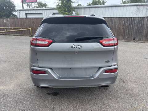 2017 Jeep Cherokee Overland