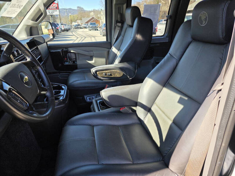 2018 Chevrolet Express 2500