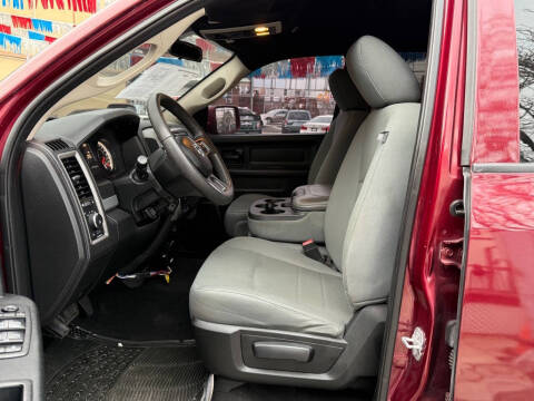 2018 RAM 1500 Express