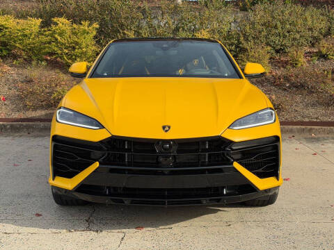2025 Lamborghini Urus SE