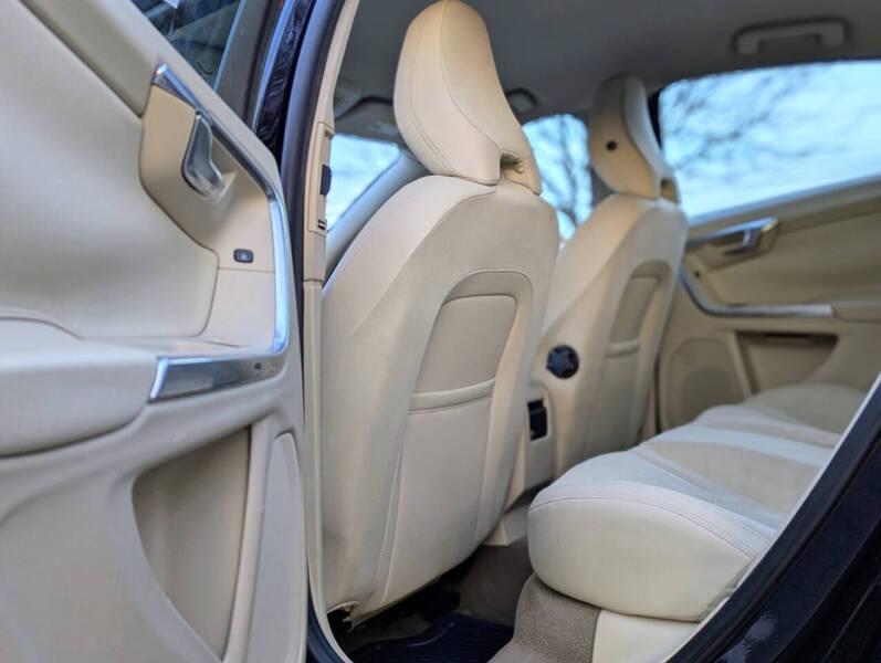 2013 Volvo S60 T5 Premier