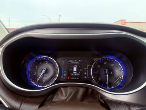 2017 Chrysler Pacifica LX