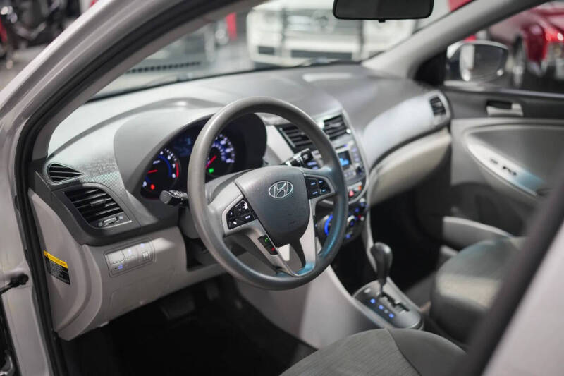 2015 Hyundai Accent GLS