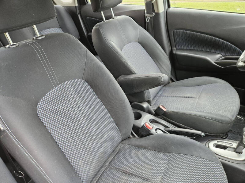 2015 Nissan Versa Note SV