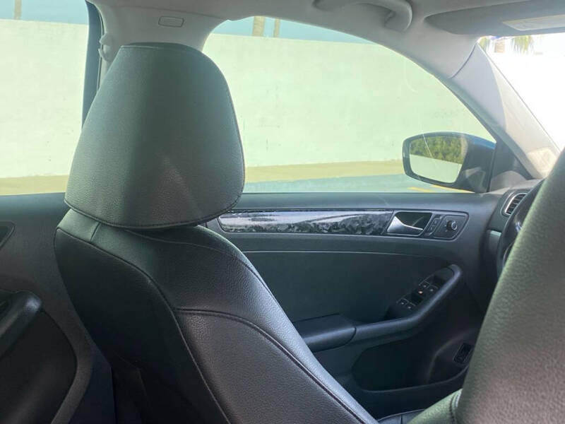 2016 Volkswagen Jetta