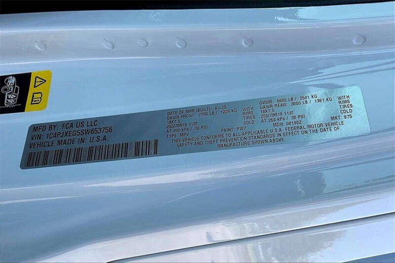 2025 Jeep Wrangler Sahara