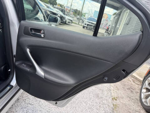 2011 Lexus IS 250