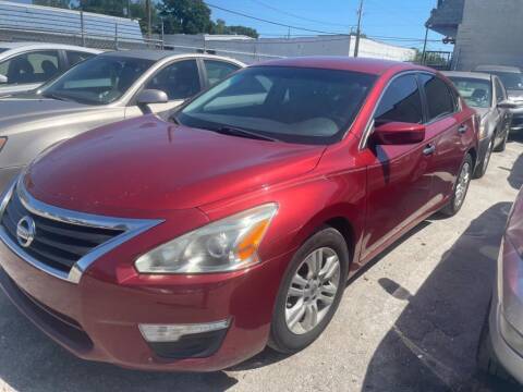 2015 Nissan Altima for sale at STEECO MOTORS in Tampa FL
