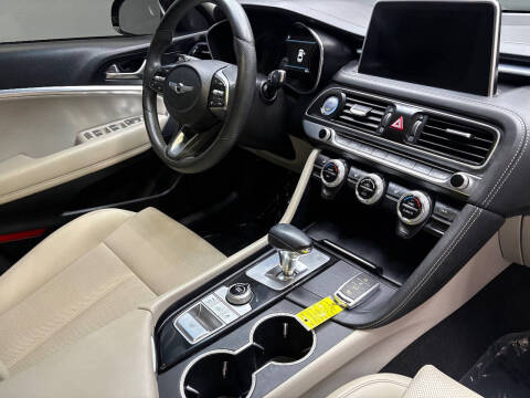 2021 Genesis G70 2.0T