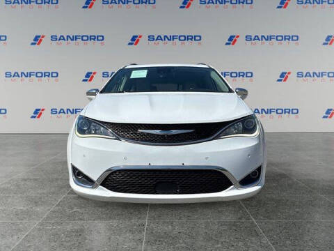 2020 Chrysler Pacifica Hybrid Limited