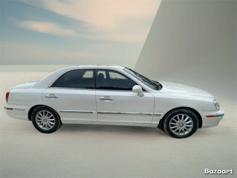 2004 Hyundai XG350 L