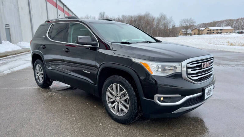 2017 GMC Acadia SLE-2