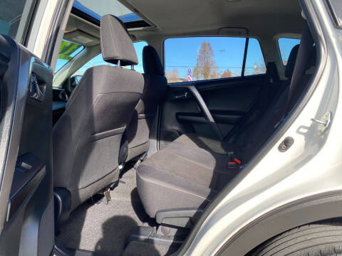 2017 Toyota RAV4 XLE