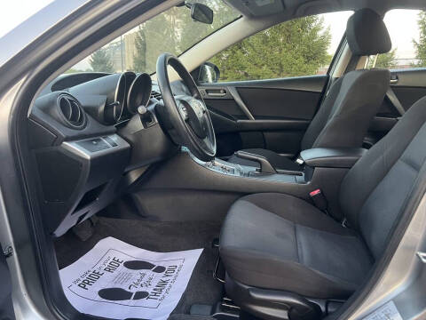 2010 Mazda MAZDA3 i Touring