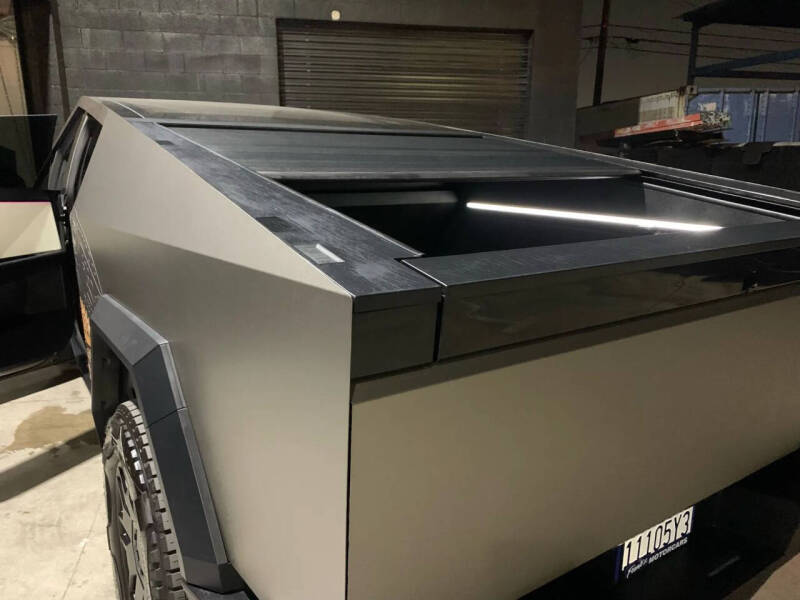 2024 Tesla Cybertruck