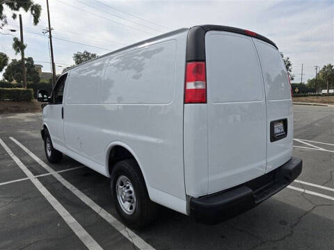 2021 Chevrolet Express 2500