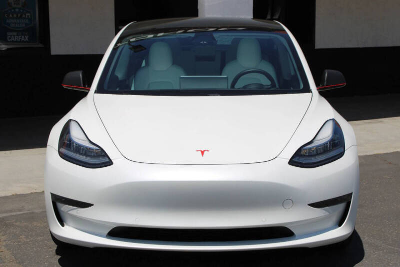 2020 Tesla Model 3 Performance