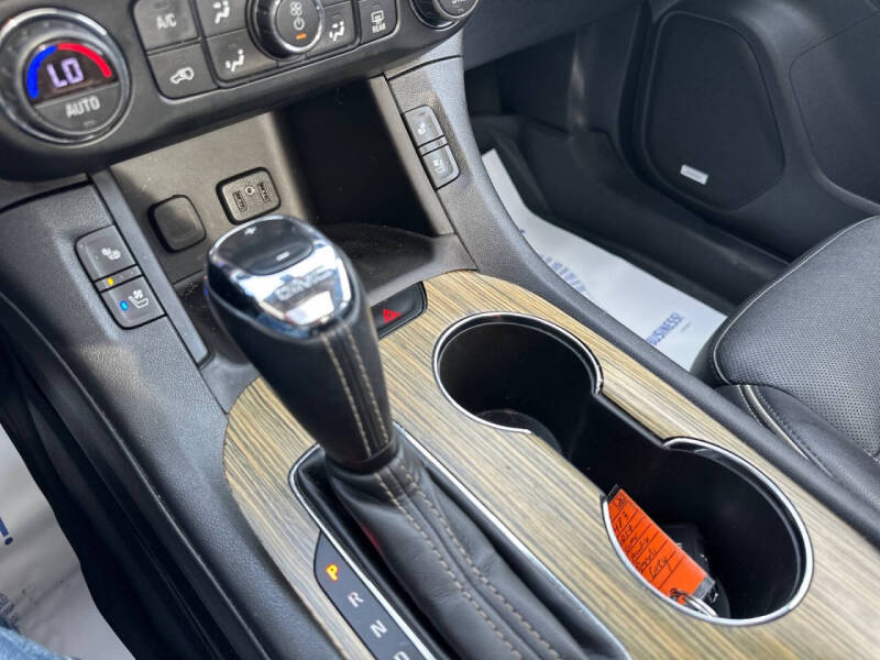 2019 GMC Acadia Denali