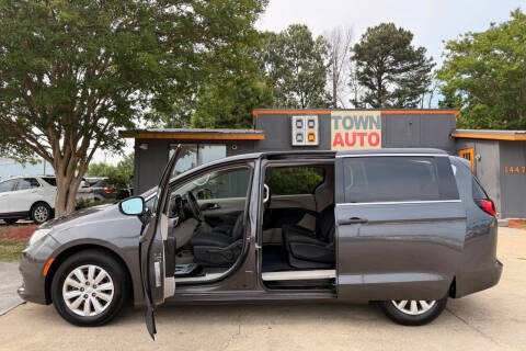 2019 Chrysler Pacifica L