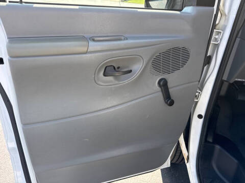 2006 Ford E-Series E-250