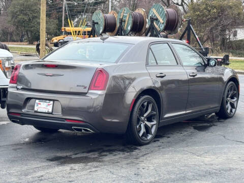 2021 Chrysler 300 S V6