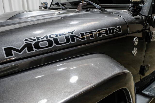 2017 Jeep Wrangler Unlimited Smoky Mountain