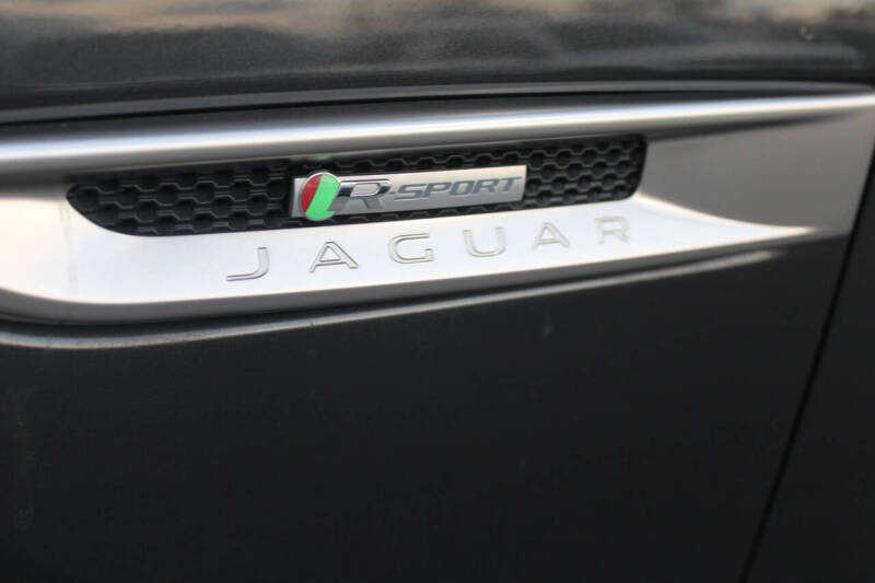 2020 Jaguar F-PACE 30t R-Sport