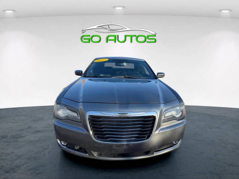 2012 Chrysler 300 S V6