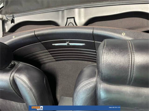 2005 Ford Thunderbird Deluxe