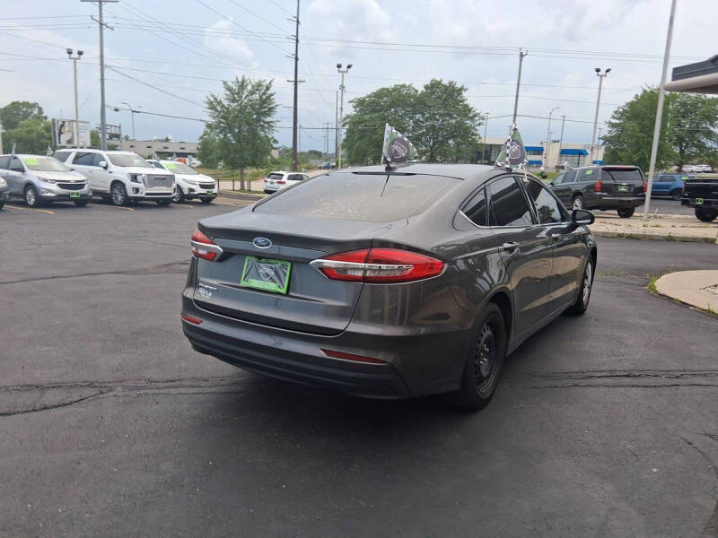 2019 Ford Fusion S
