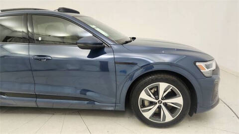 2024 Audi Q8 Sportback e-tron quattro Premium S line