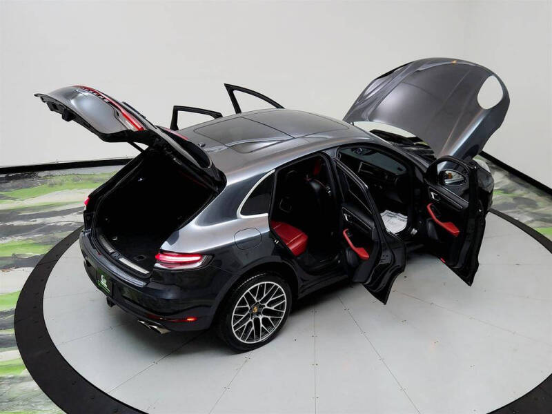 2021 Porsche Macan S