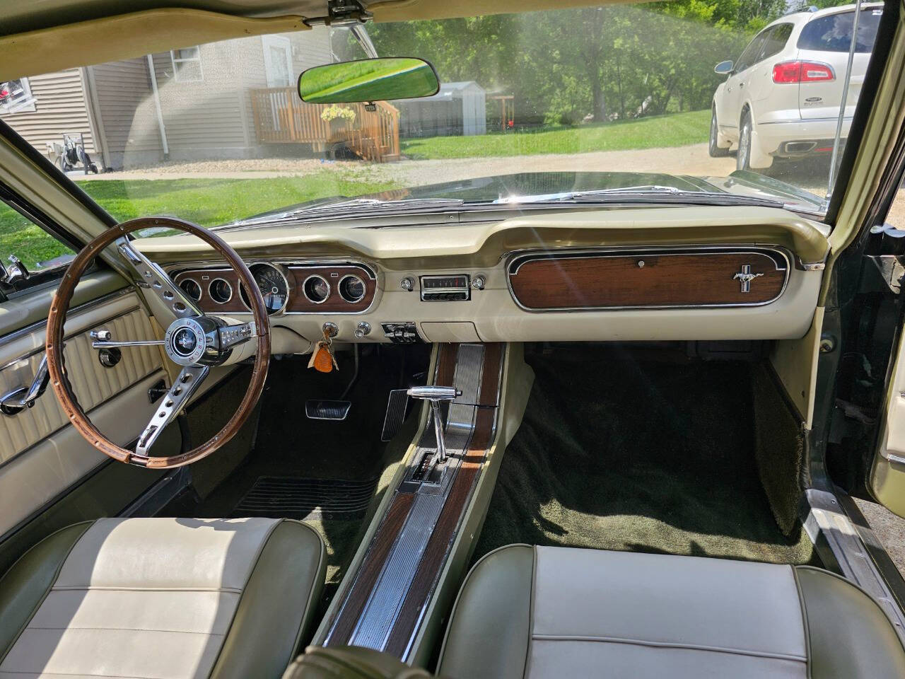 1965 Ford Mustang 161