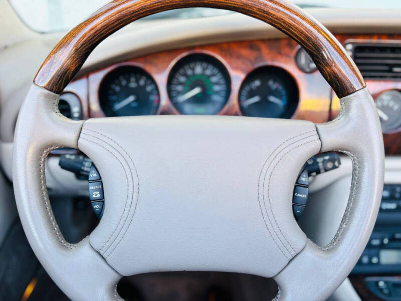 1999 Jaguar XK-Series XK8