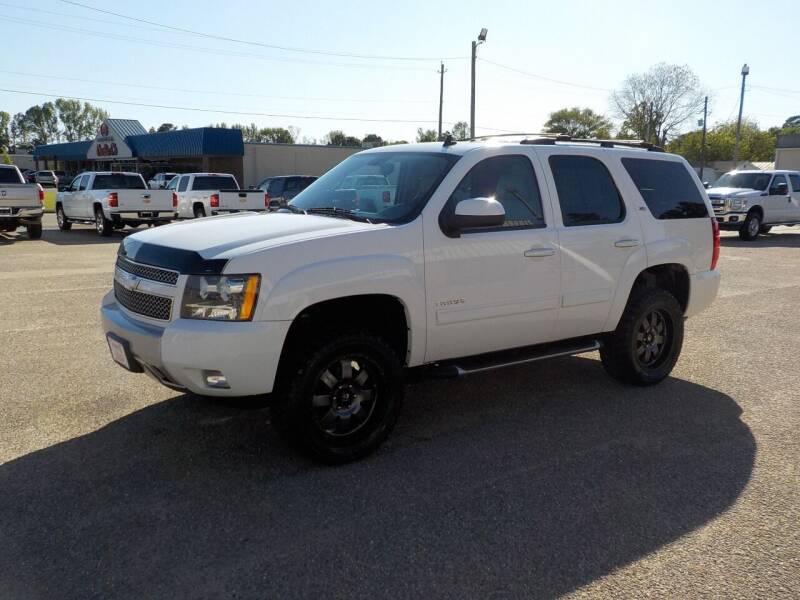 2013 Chevrolet Tahoe for sale at Young's Motor Company Inc. in Benson NC