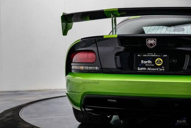 2010 Dodge Viper SRT-10