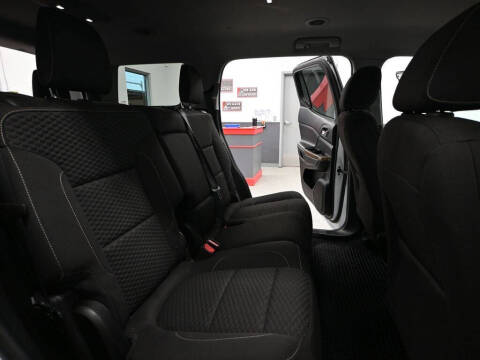 2017 GMC Acadia SLE-2