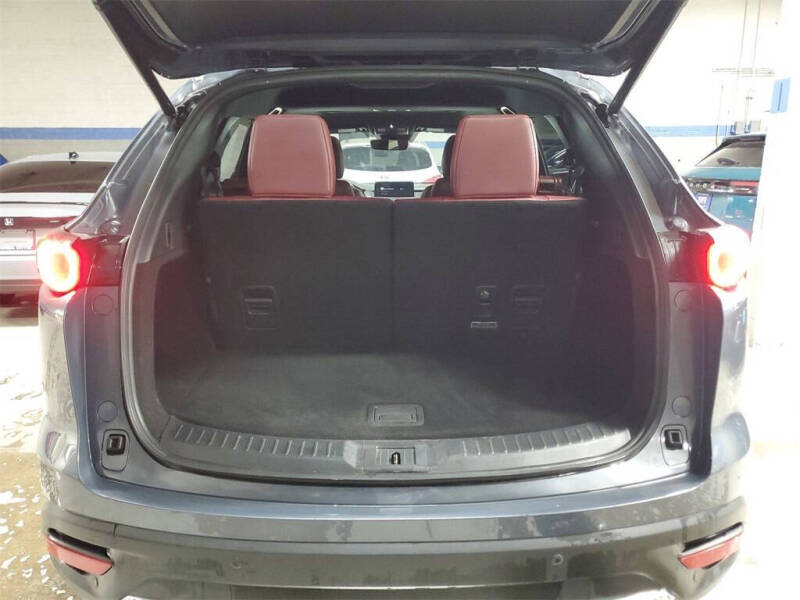 2023 Mazda CX-9 Carbon Edition