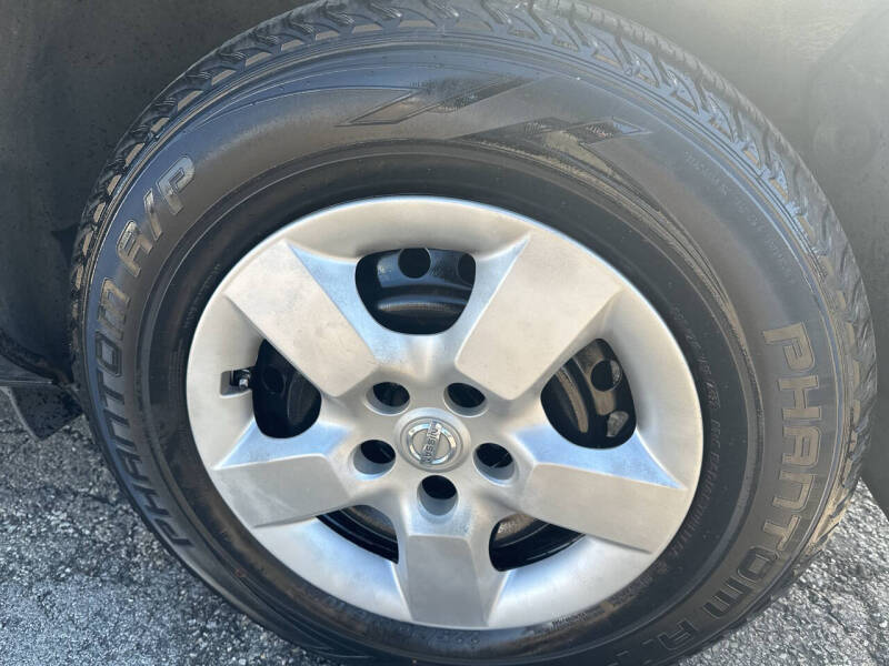 2011 Nissan Rogue S