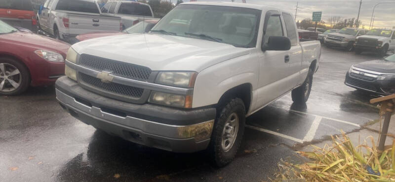 2004 Chevrolet Silverado 1500 Work Truck photo 4