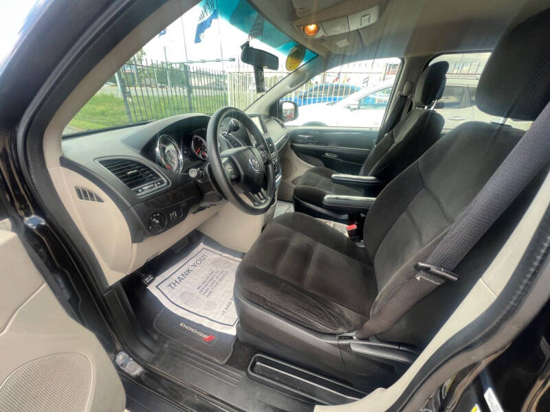 2015 Dodge Grand Caravan SE