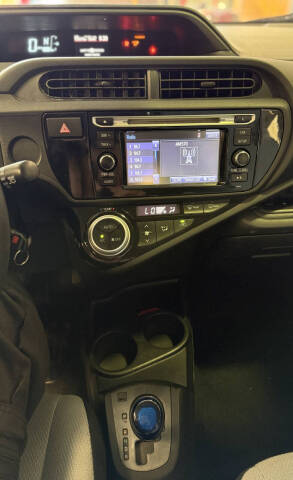 2015 Toyota Prius c Four