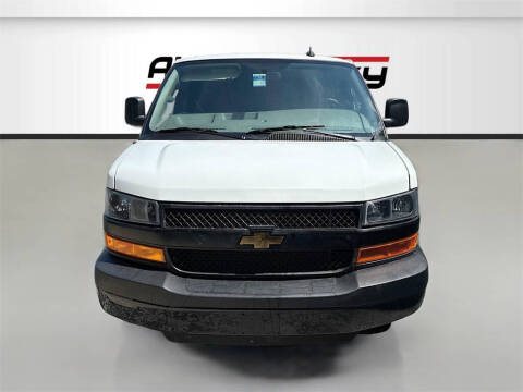 2024 Chevrolet Express 2500